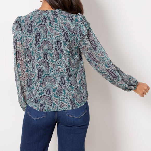EVEREVE NWT Kora Paisley Split Neck Chiffon Top - Picture 4 of 11